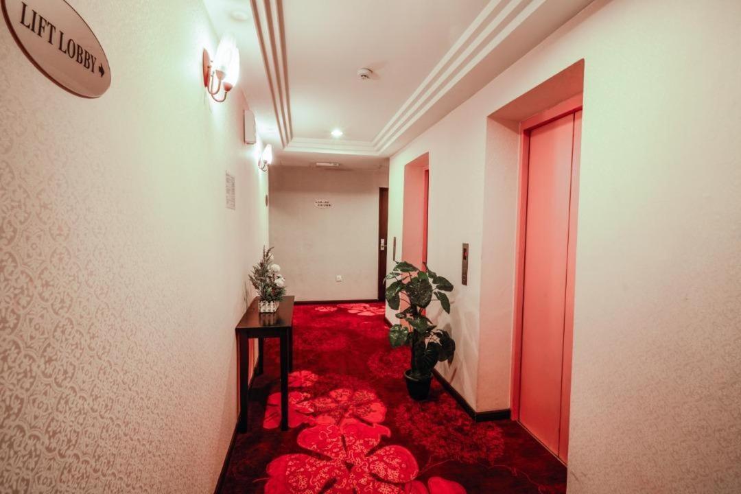 Hotel Vistaria Johor Bahru Eksteriør billede