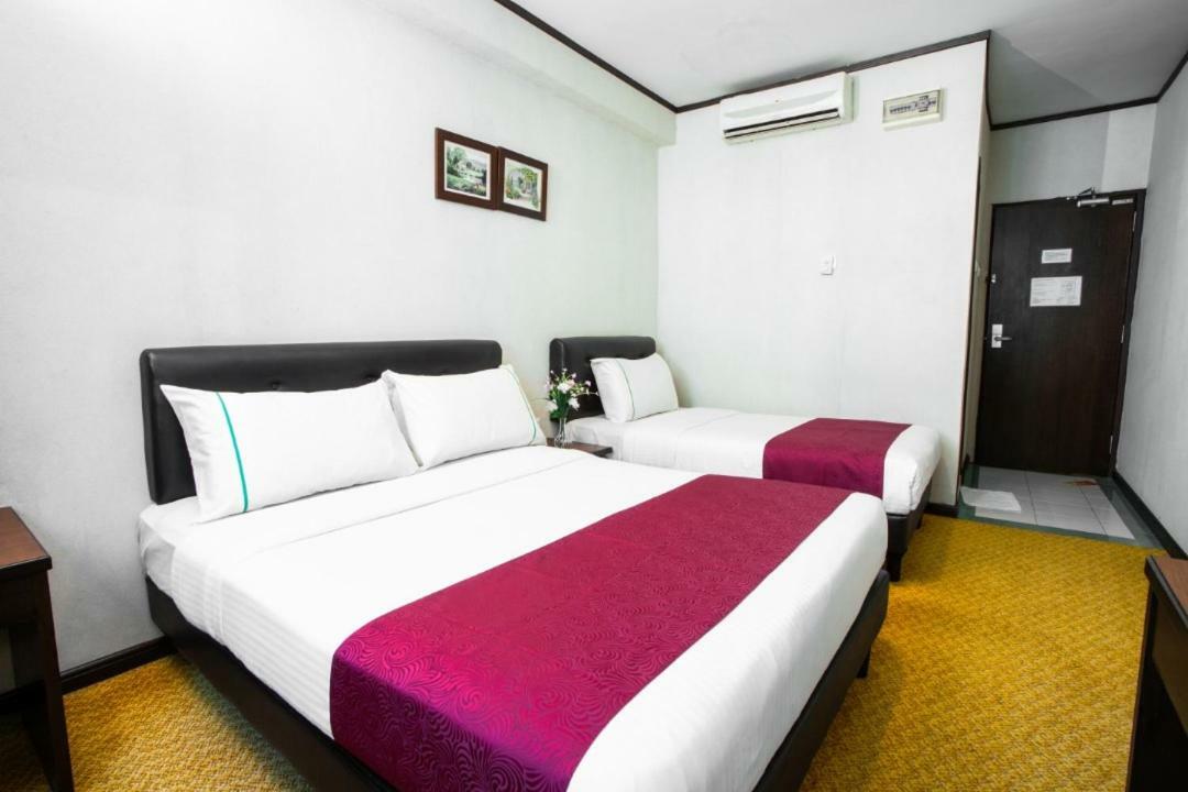Hotel Vistaria Johor Bahru Eksteriør billede